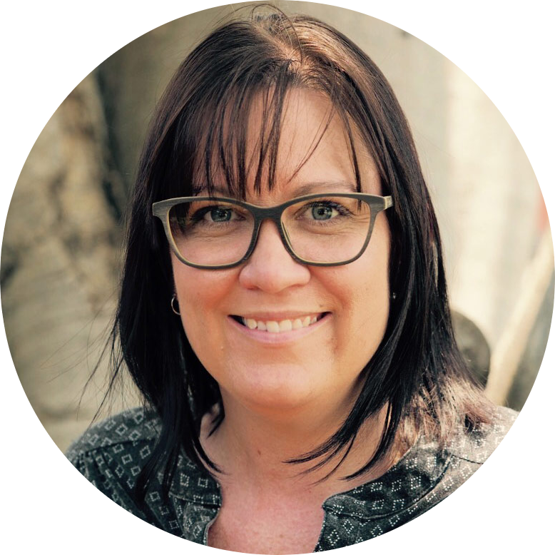 writer-kirsty-dallas